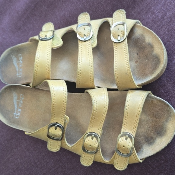 Dansko Tarin Yellow Leather Strappy Wedge Sandals Sz 38 US 8 Comfort - Picture 2 of 8
